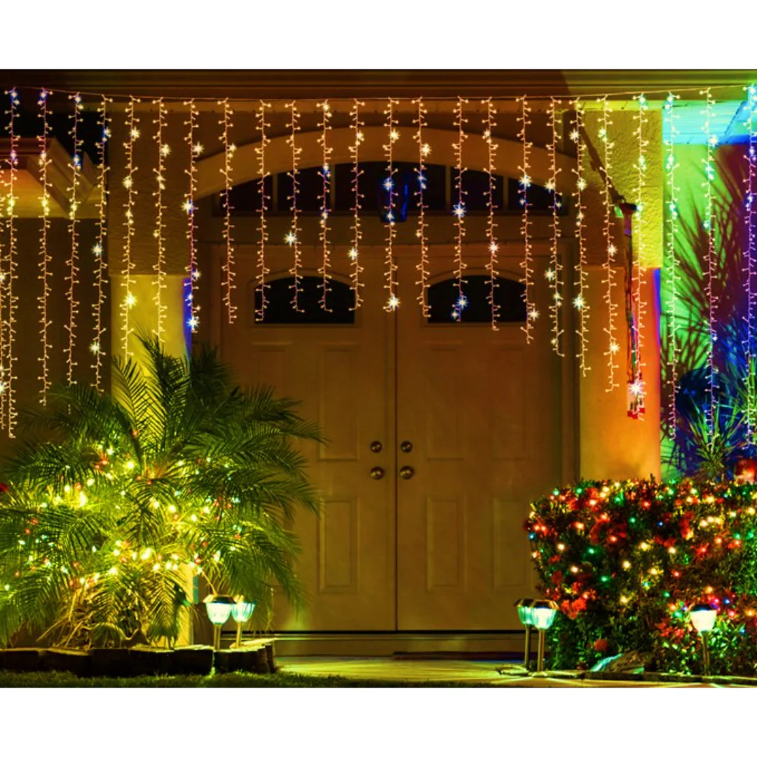 LED Cluster Curtain Glistening Gold 100% Twinkle - Image 6
