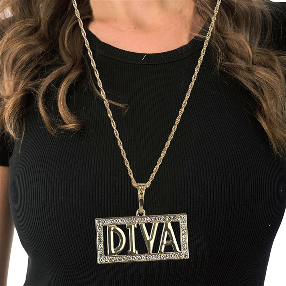 DIVA BLING NECKLACE