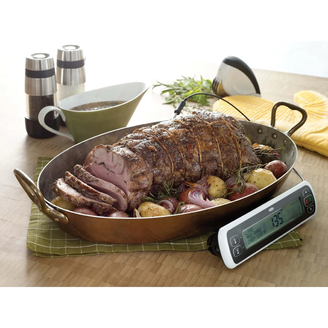 OXO GG Accent Mess-Free Salt and Pepper Grinder Set - Image 7
