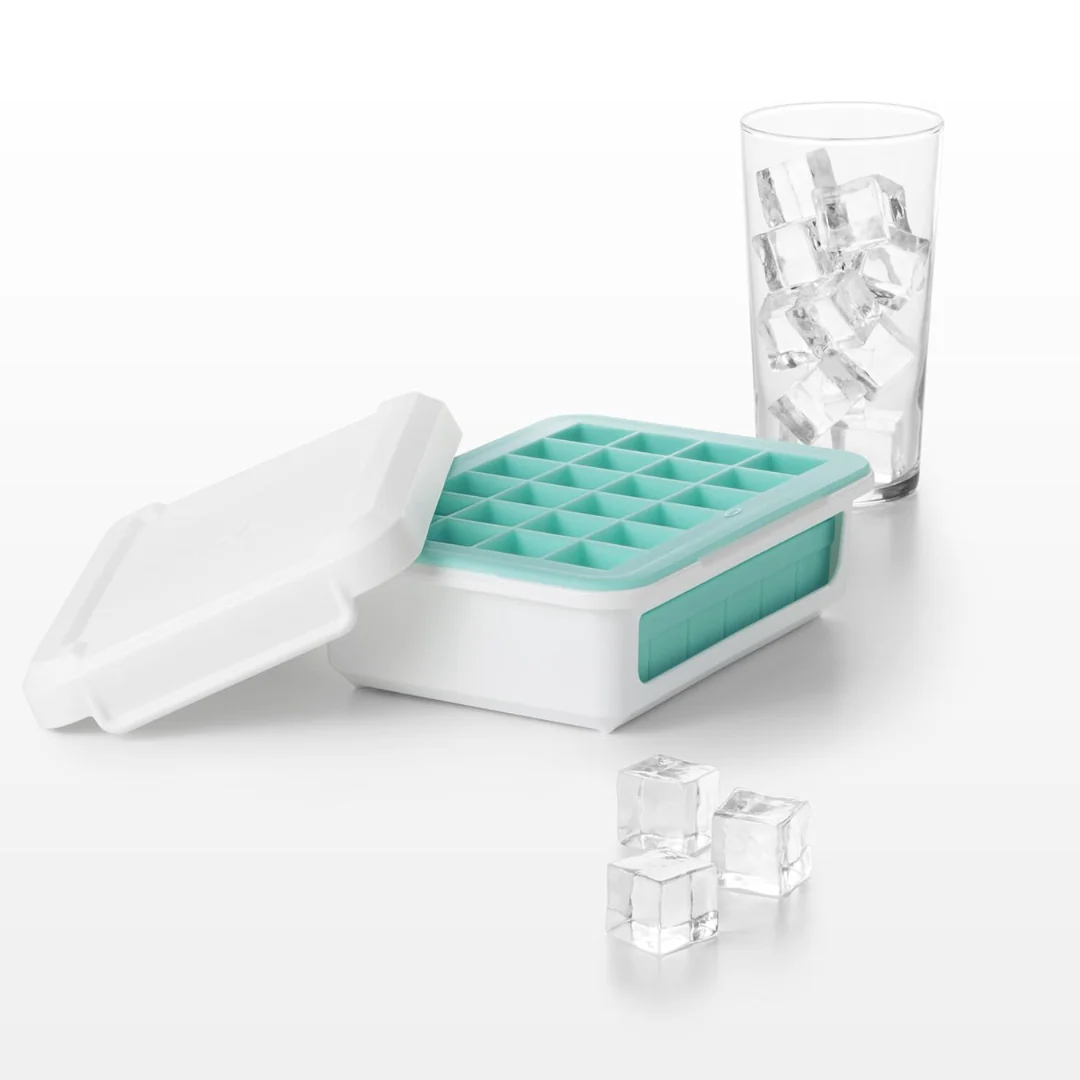 OXO GG Covered Ice Cube Tray Small - Image 10