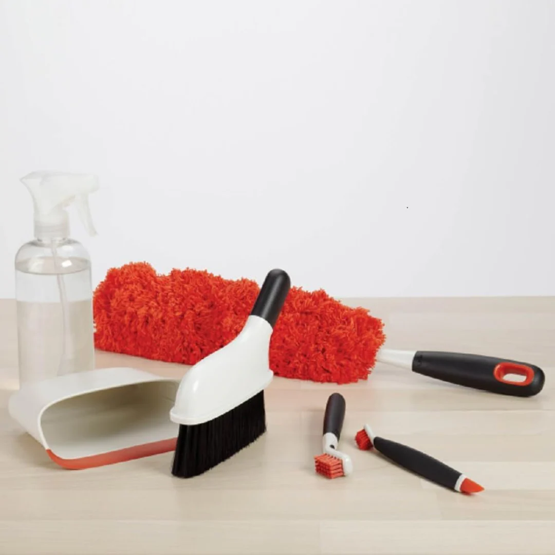 OXO Good Grips Microfiber Hand Duster - Image 8