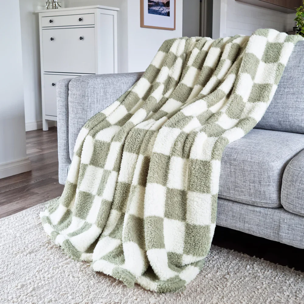 Printed Sherpa Throw 210GSM Checkered 180x200cm Sea Kelp - Image 5