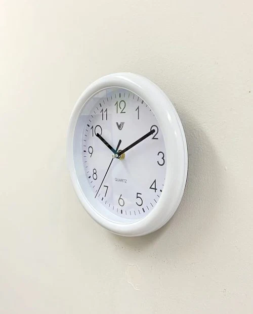 Clock Round kitchen wall clock 20x20x2cm Black -White 2 Assorted - Image 7