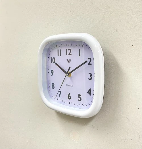 Clock Square kitchen wall clock 20x20x2cm Black -White 2 Assorted - Image 5