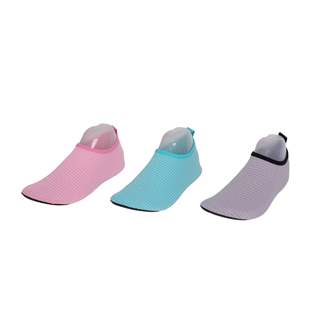 WOMENS WATER SHOES 3 Asst 34/35X1 36-37X3 38/39X3 40/41X1